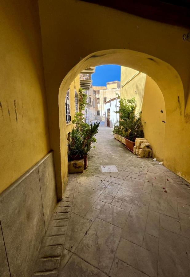 Vicolo Del Vento Casa Ponente Apartment Палермо Екстериор снимка